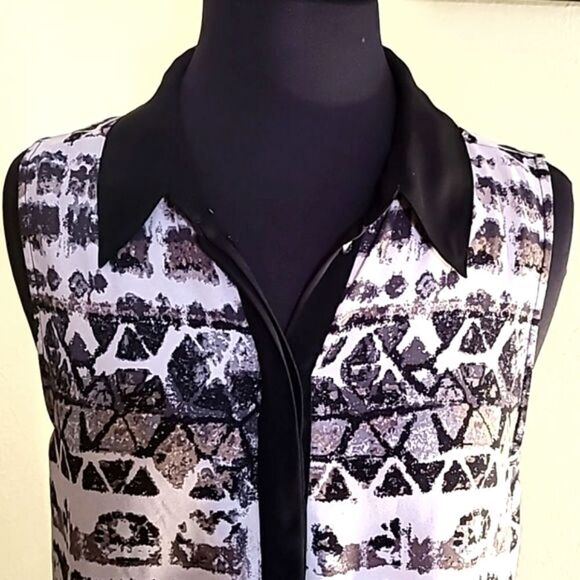 Mossimo Sleeveless High-Low Top, Black & White Abstract, Size XL - Picture 3 of 5